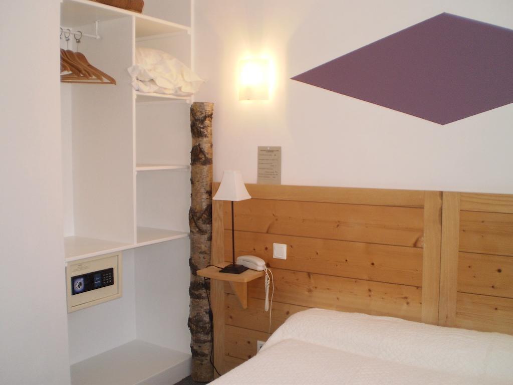 Hotel L Ander Сен-Флур Номер фото