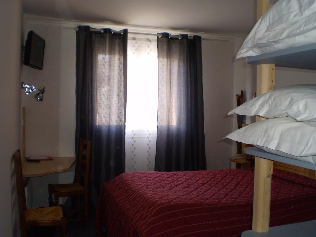 Hotel L Ander Сен-Флур Номер фото